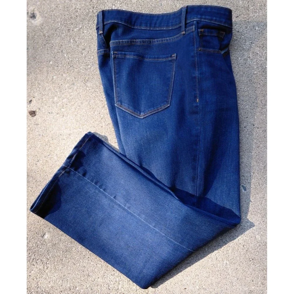 Old Navy Kicker Bootcut Jeans Womens 14 Short Blue Denim Mid Rise Stretch